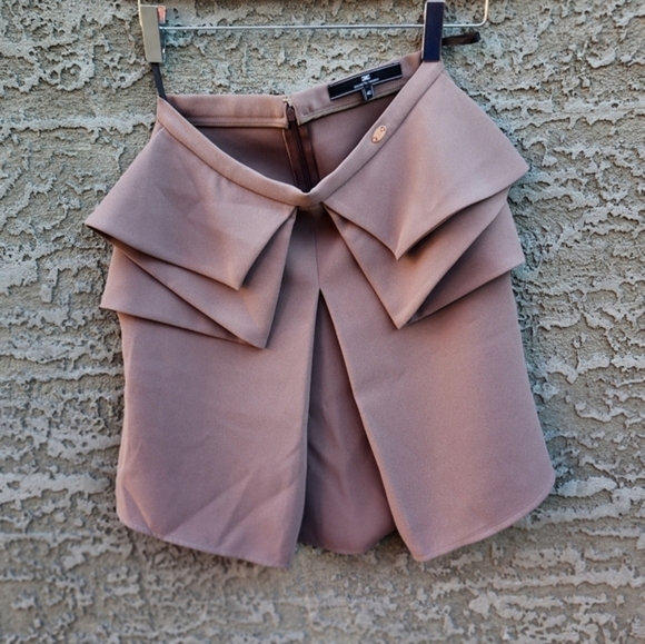 ELISABETTA FRANCHI Pleated Antique‎ Rose Crepe Mini Skirt - Picture 5 of 8